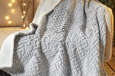 Dearfoams Reverse Sherpa Throw Blanket Just $5.47 (Reg. $17)!